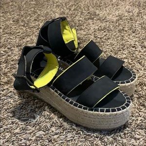 Platform sandals